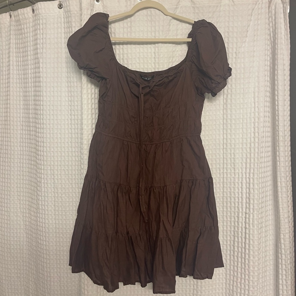 lightweight brown dress